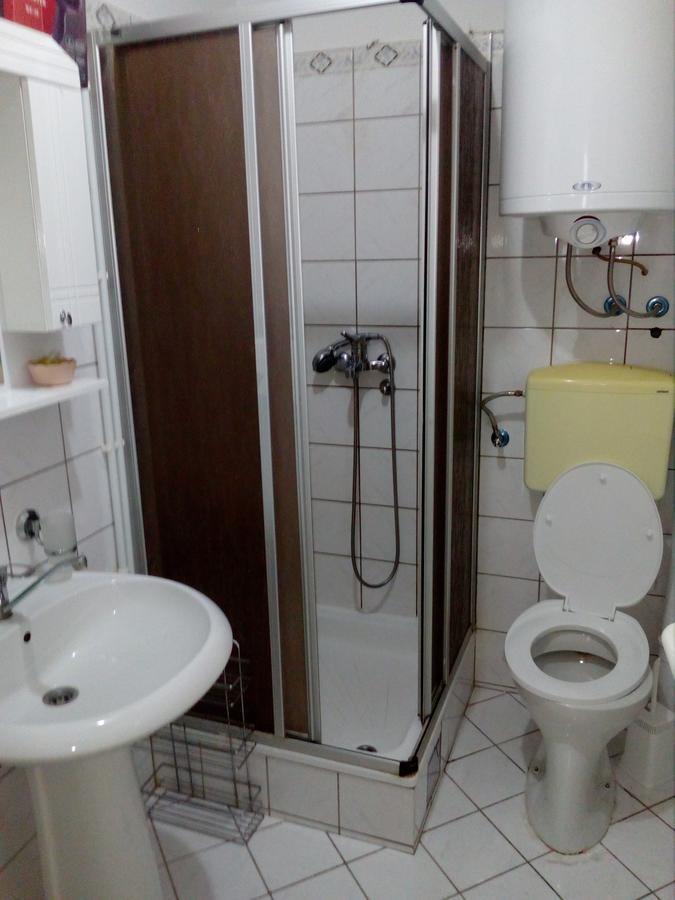 Hostel Corner 021 Нови Сад Екстериор снимка